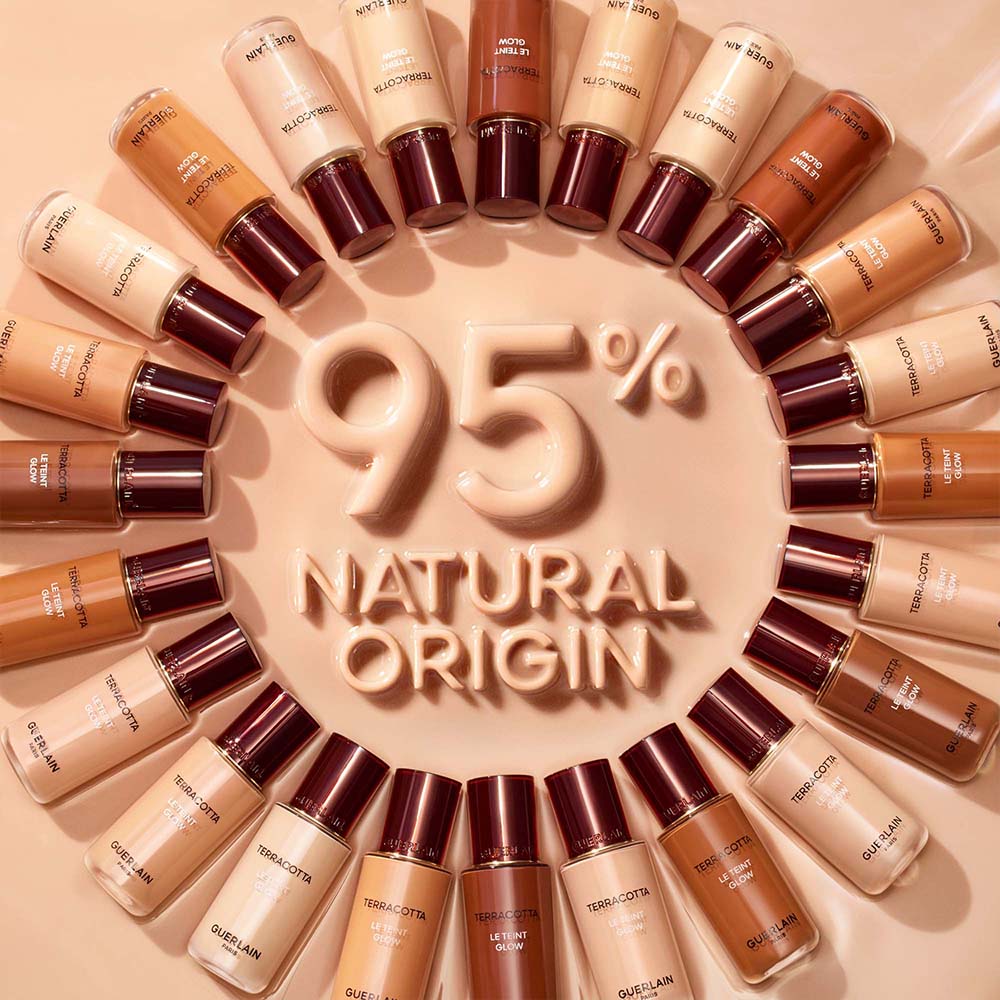TERRACOTTA LE TEINT GLOW BASE DE MAQUILLAJE LUMINOSIDAD NATURAL LARGA DURACIÓN SIN TRANSFERENCIA (BASE DE MAQUILLAJE PARA ROSTRO)